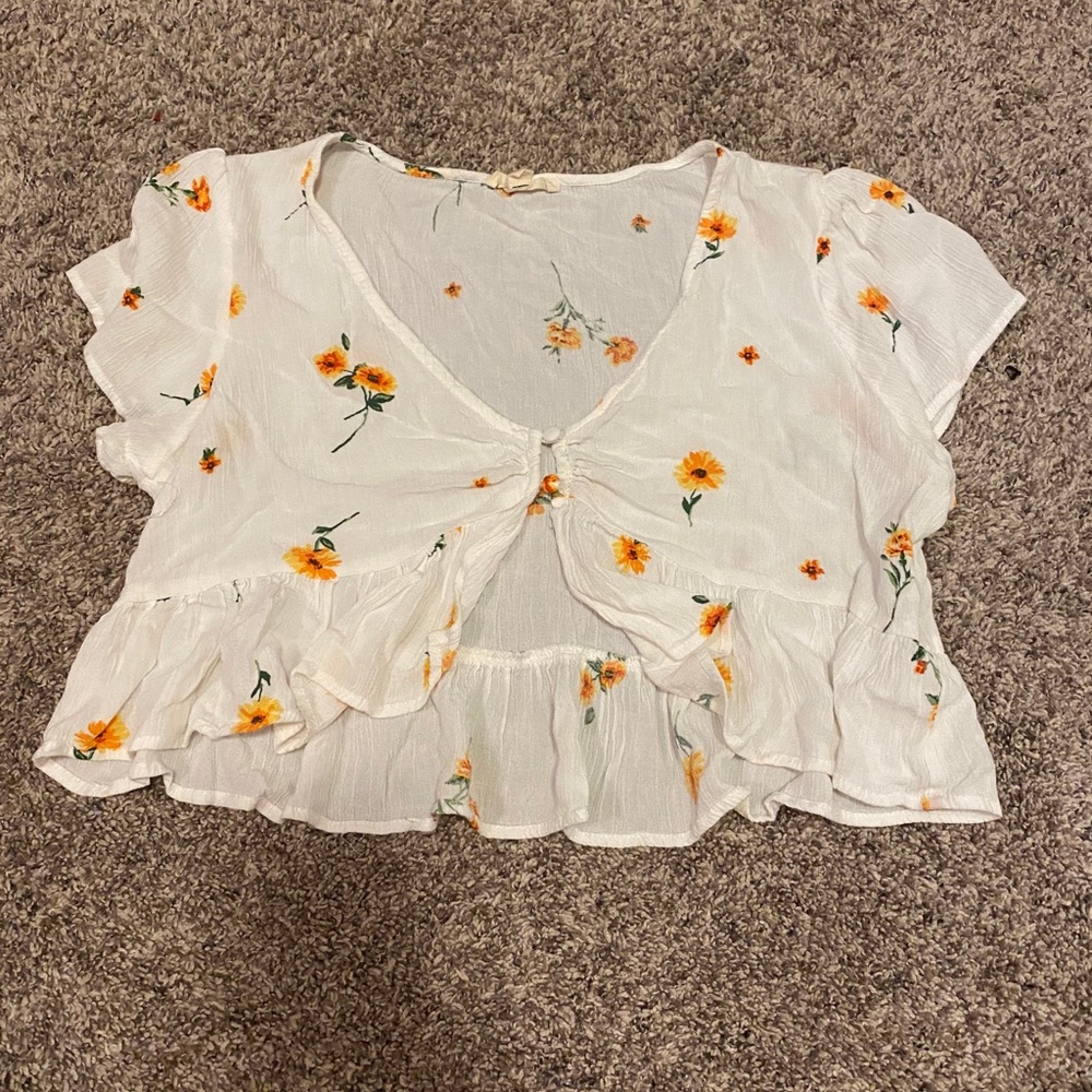 Floral crop top shirt